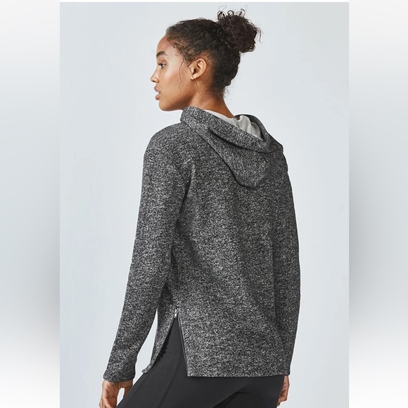 Fabletics Taj Pullover Sweatshirt Hoodie Marled Gray Black XS - Picture 2 of 8